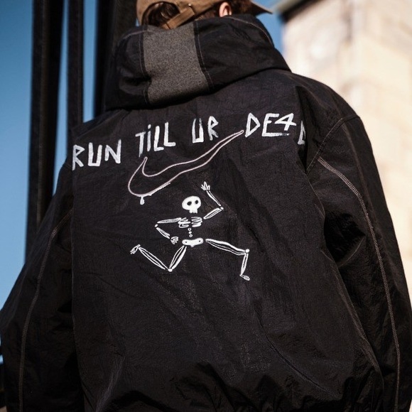 Run Till Death- Nike - Picture 2 of 3